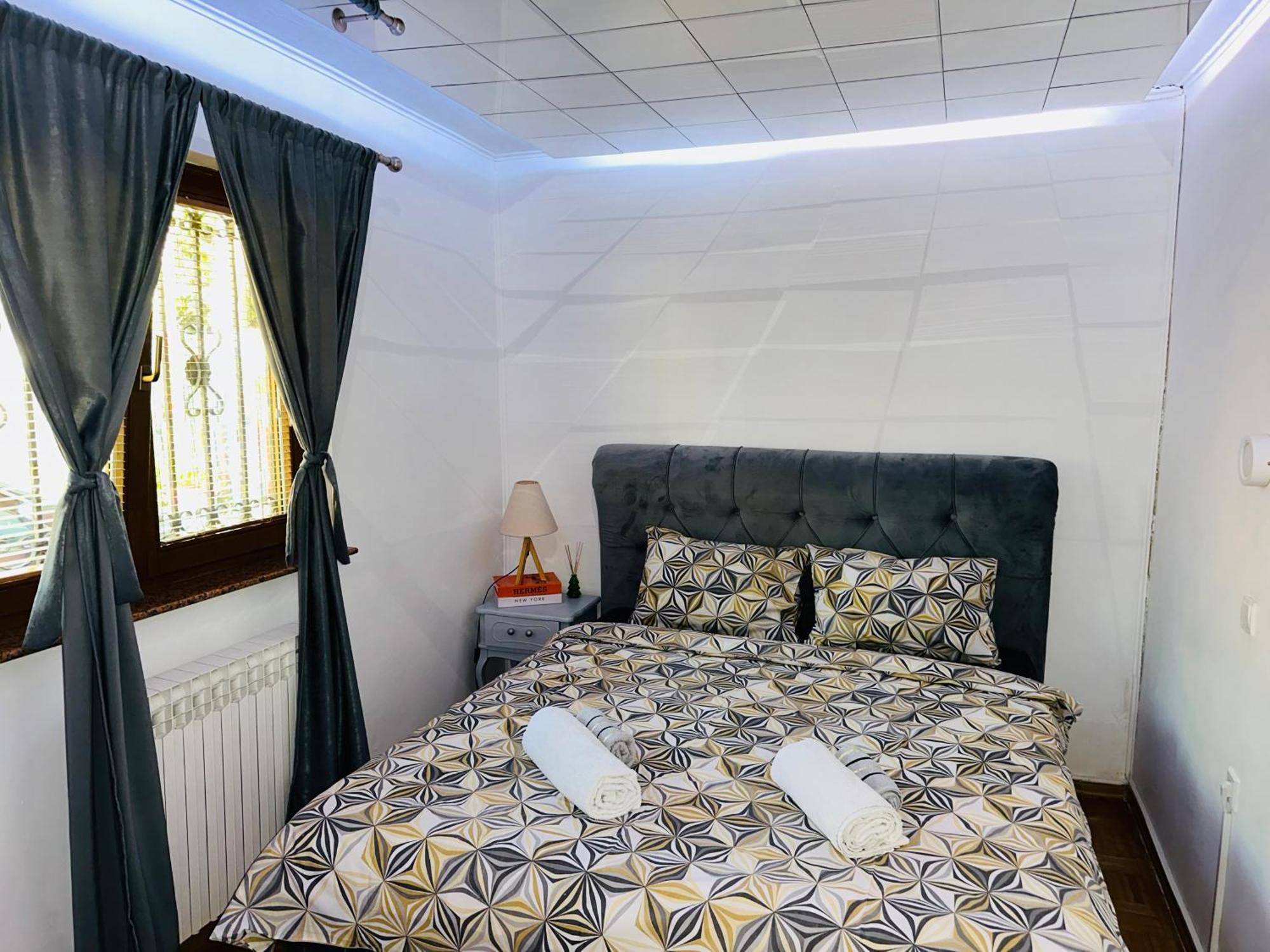 Hedonist Spa Jacuzzi Sarajevo Free Parking מראה חיצוני תמונה