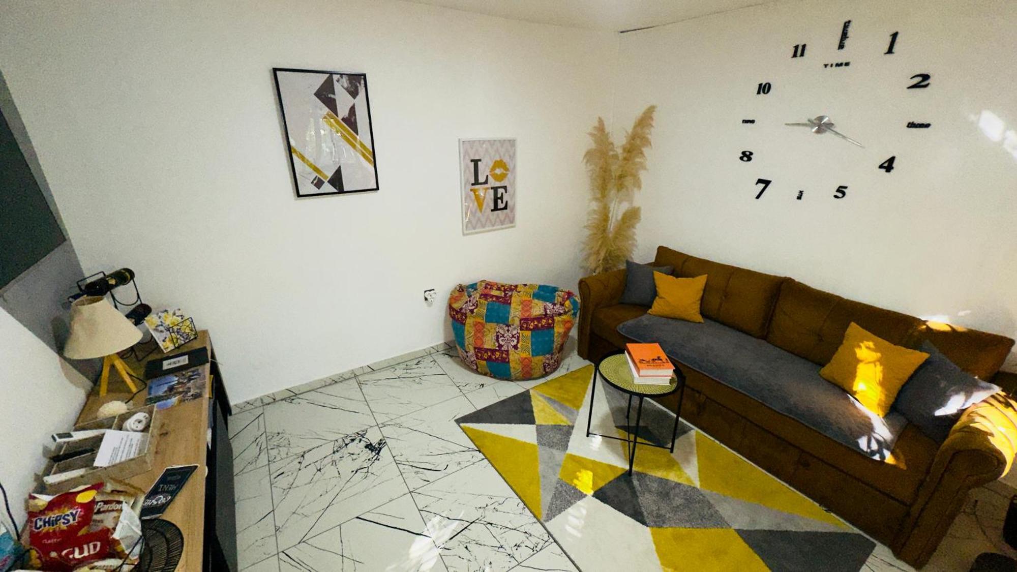 Hedonist Spa Jacuzzi Sarajevo Free Parking מראה חיצוני תמונה