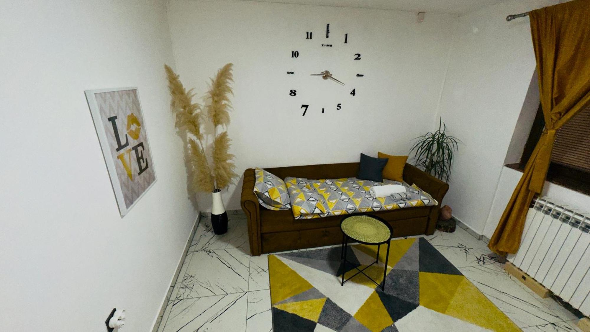 Hedonist Spa Jacuzzi Sarajevo Free Parking מראה חיצוני תמונה